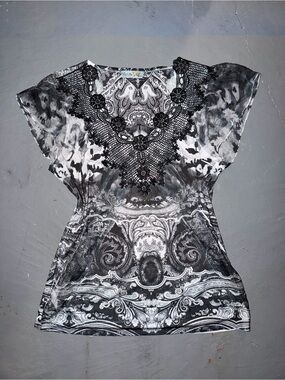 Unity Black & White Crochet Appliqué Tunic Top